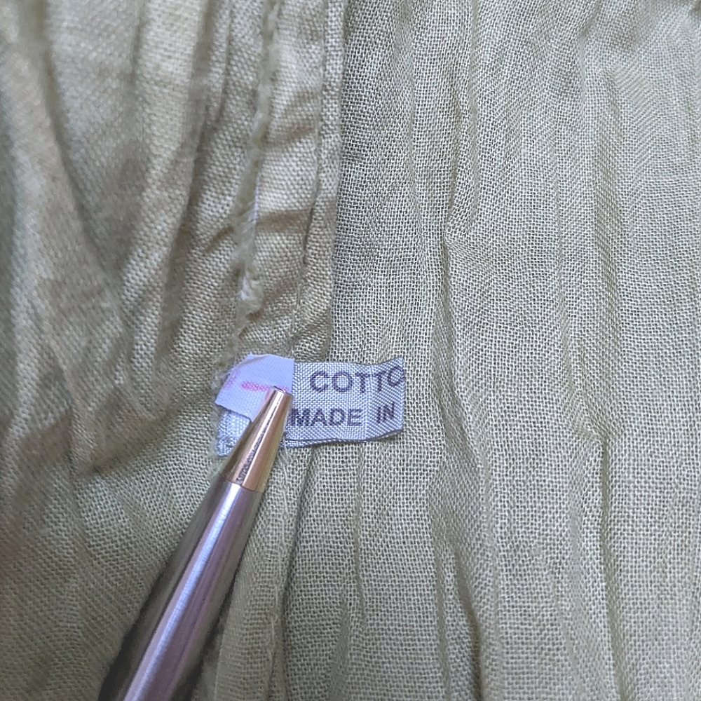 Sold🔴NWOT avocado green crochet waist crinkle midi skirt - Picture 8 of 9